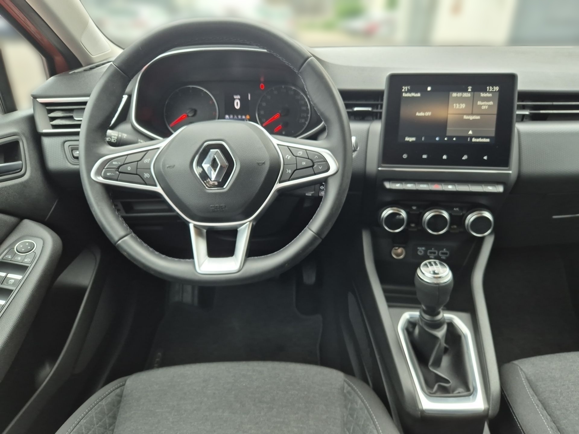 Clio Experience TCe 100 1.0