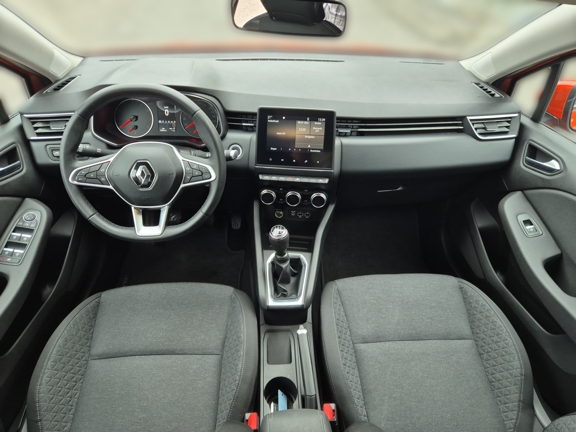 Clio Experience TCe 100 1.0