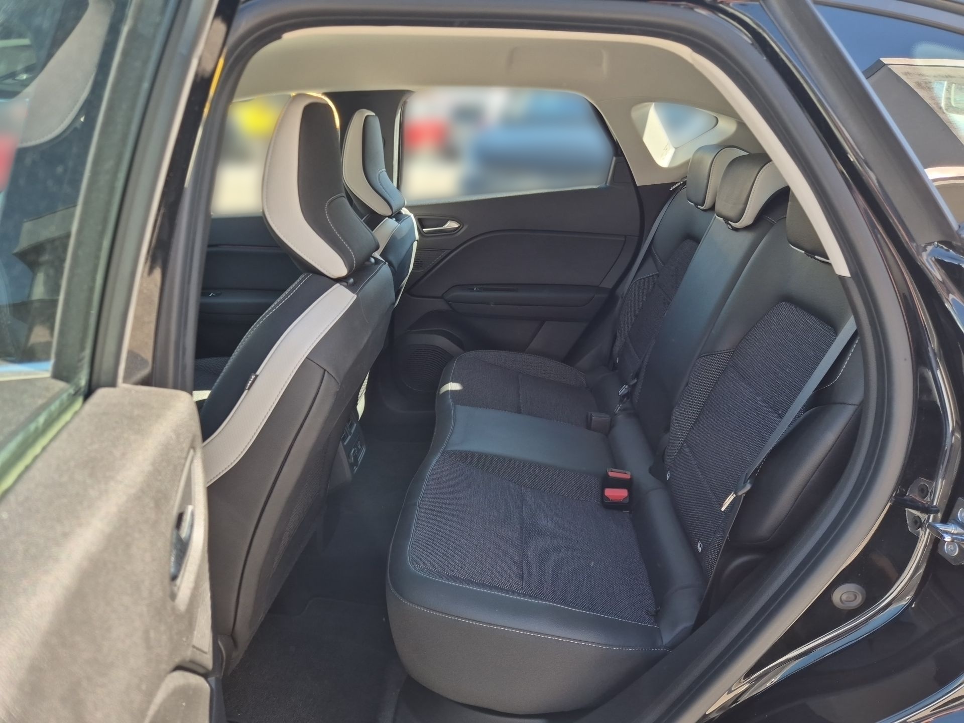 Captur Intens E-Tech Plug-In 160