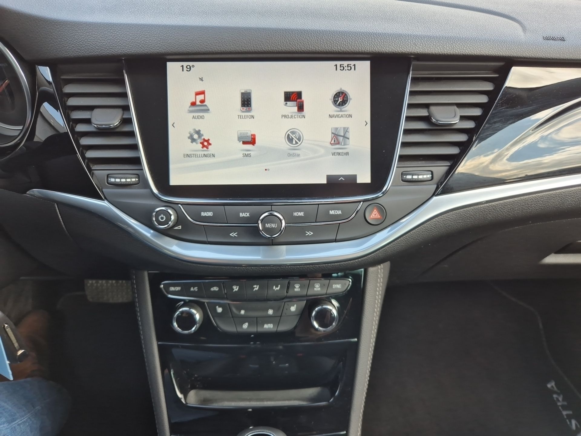 Astra Sports Tourer Innovation 1.4