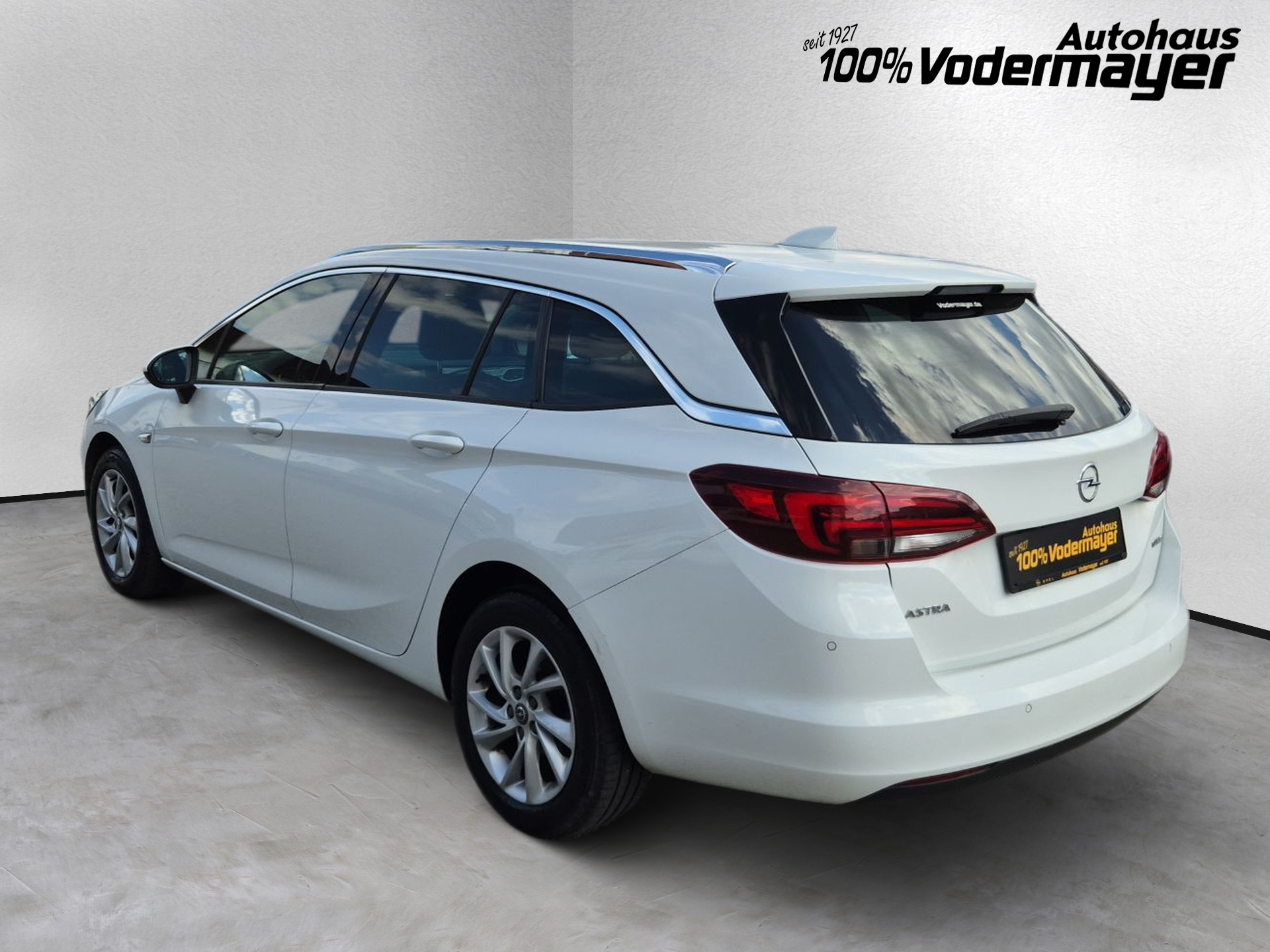 Astra Sports Tourer Innovation 1.4