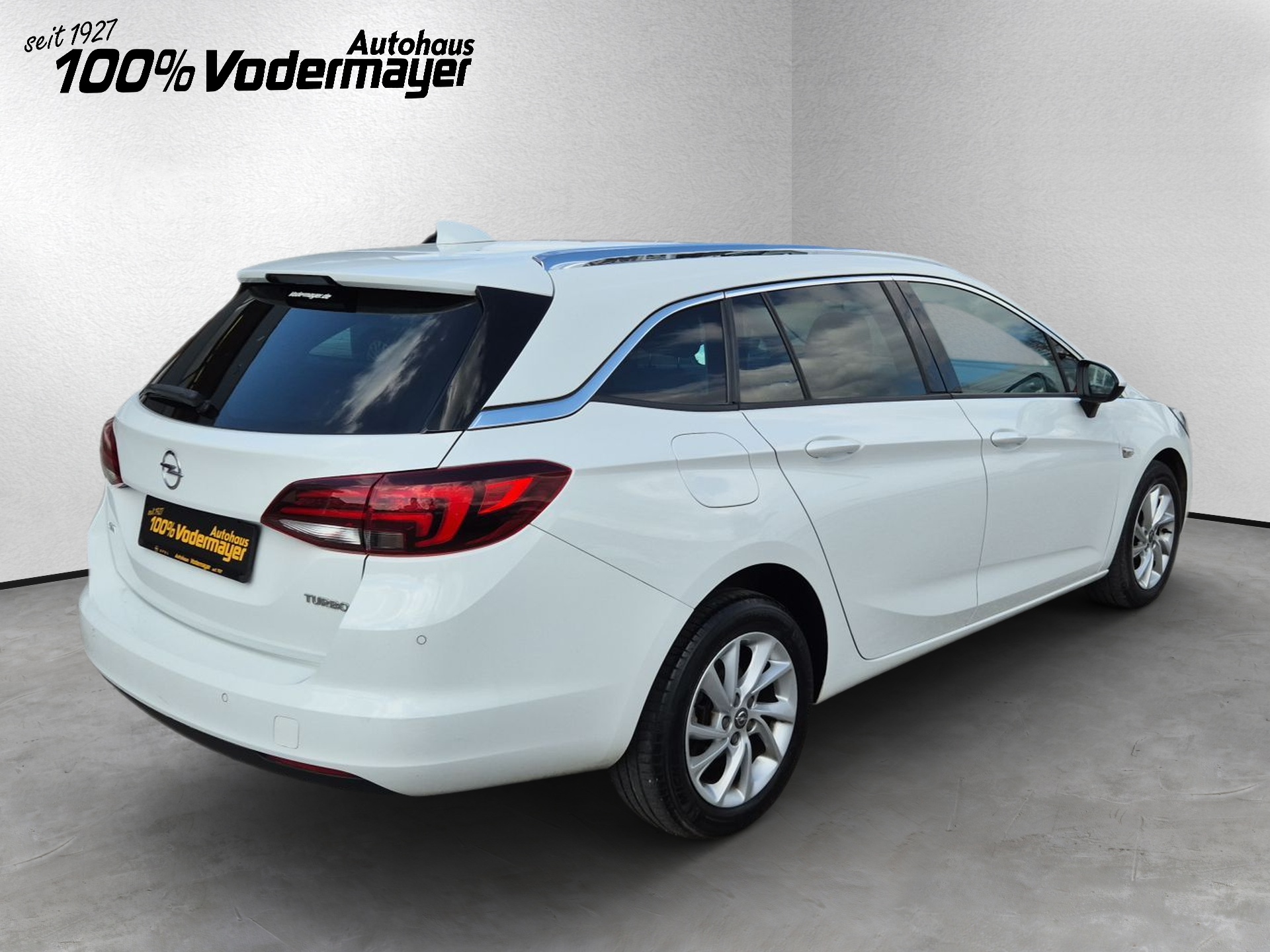 Astra Sports Tourer Innovation 1.4