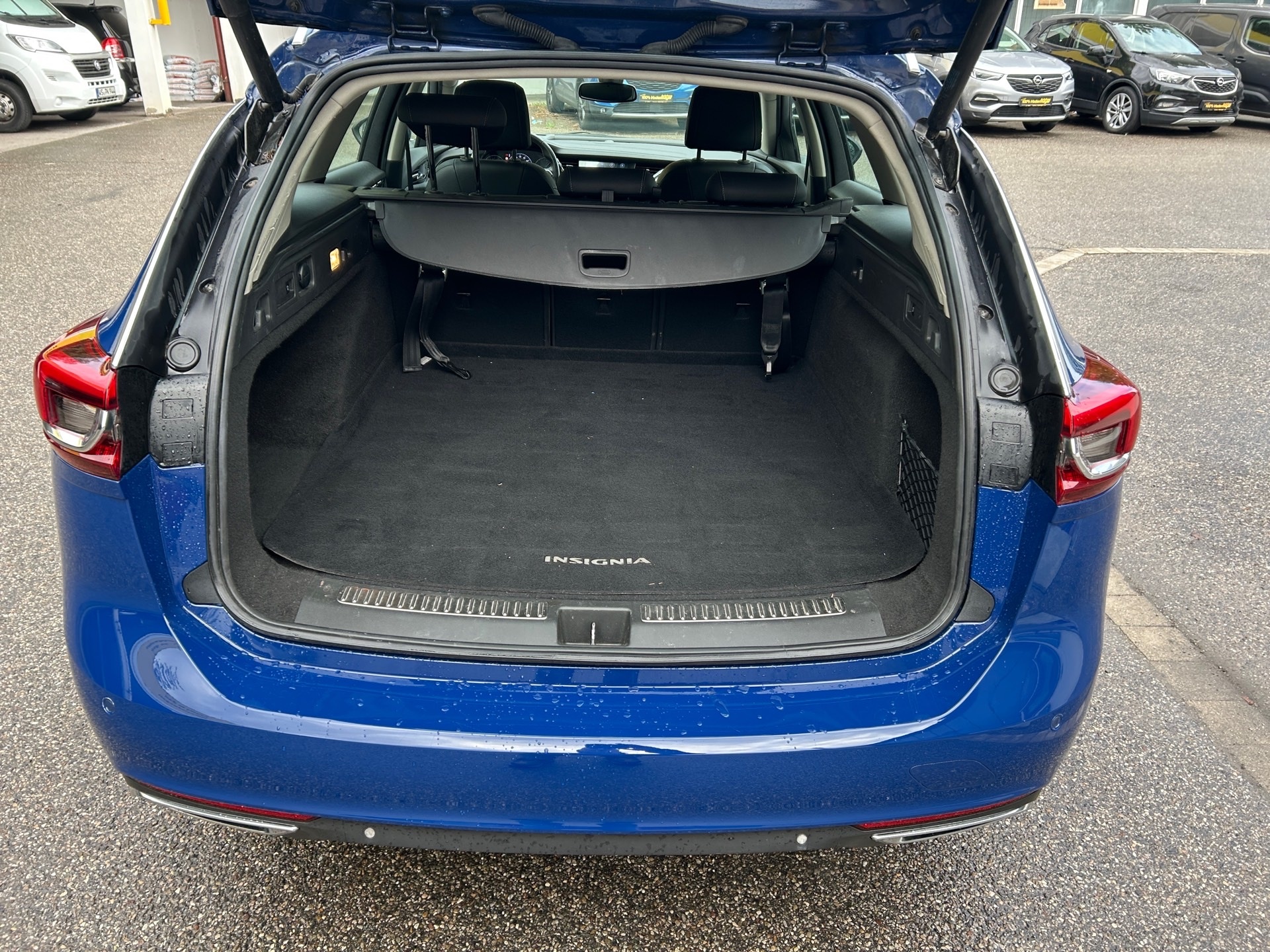 Insignia Sports Tourer Bus. Innovation 2.0 CDTI 4x4
