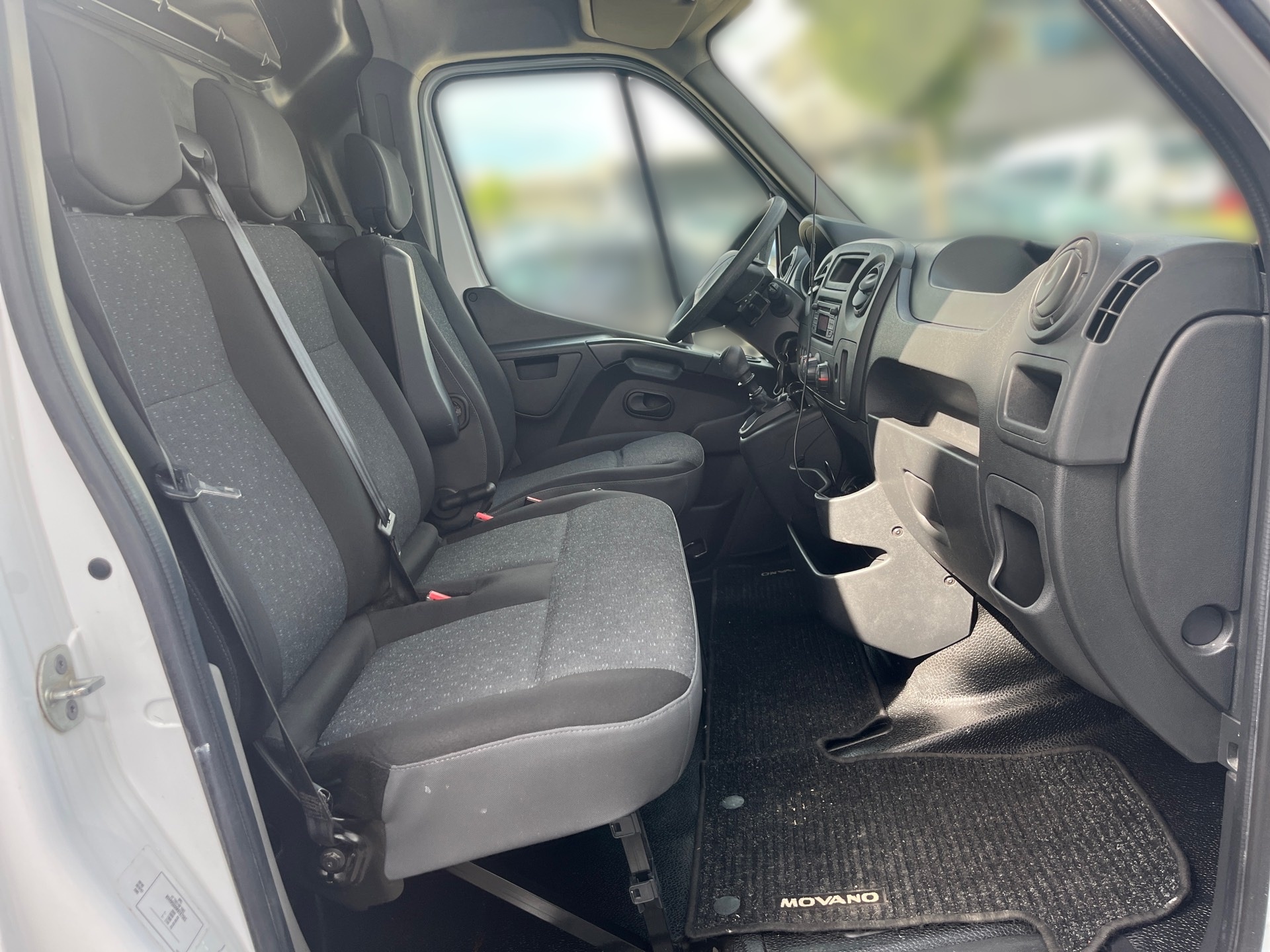 Movano Kastenwagen 2.3 BiTurbo