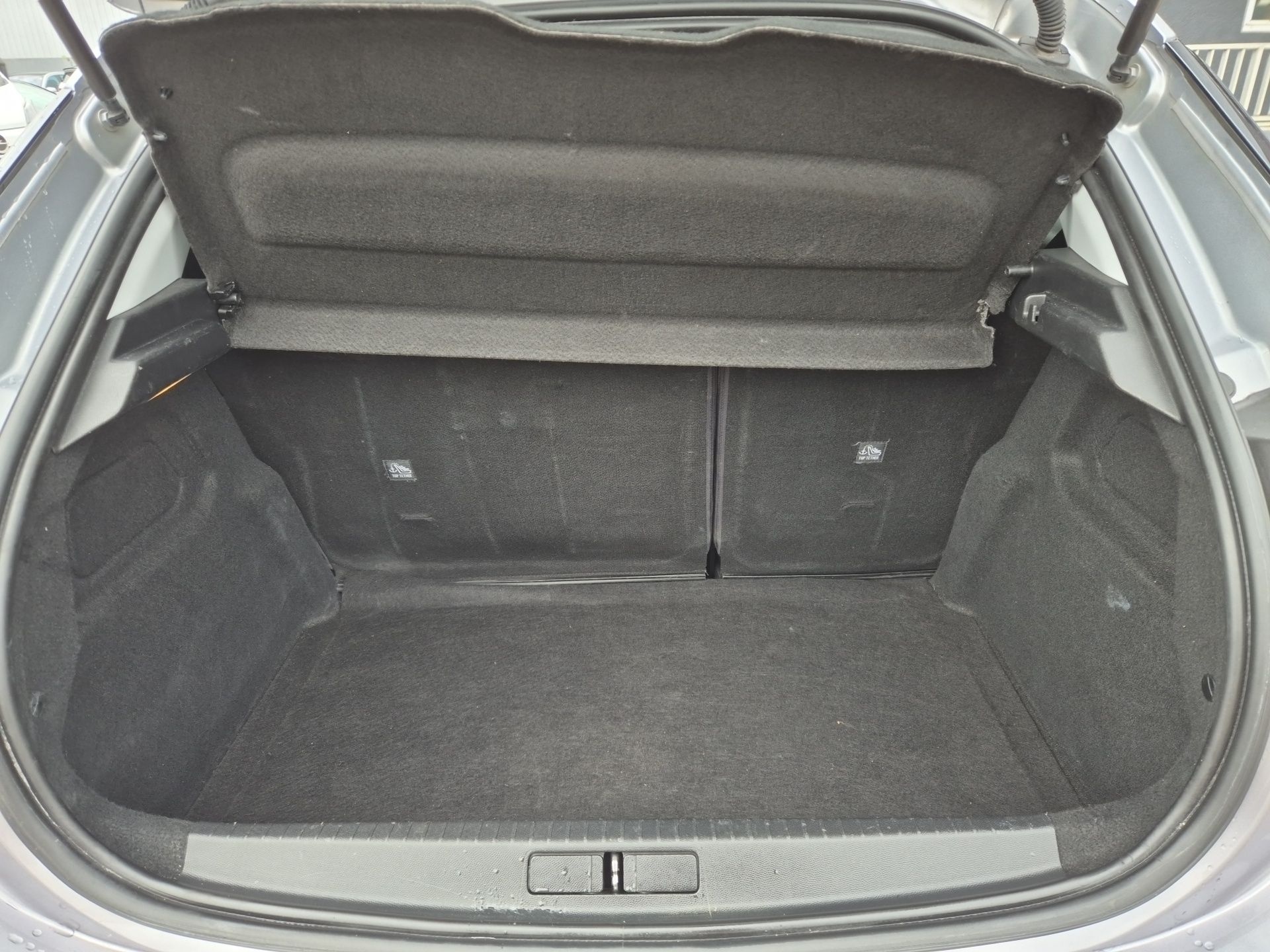 Corsa Elegance 1.2