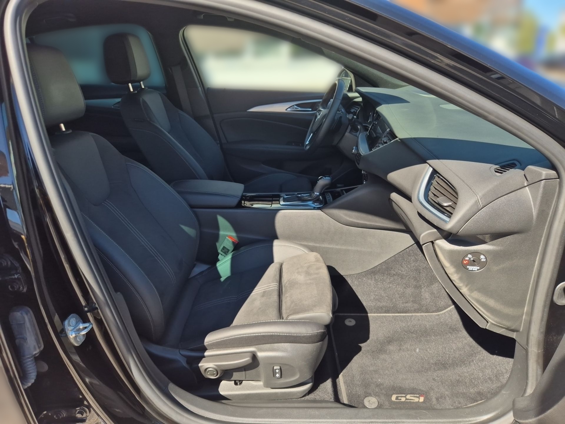 Insignia Grand Sport GSI 2.0
