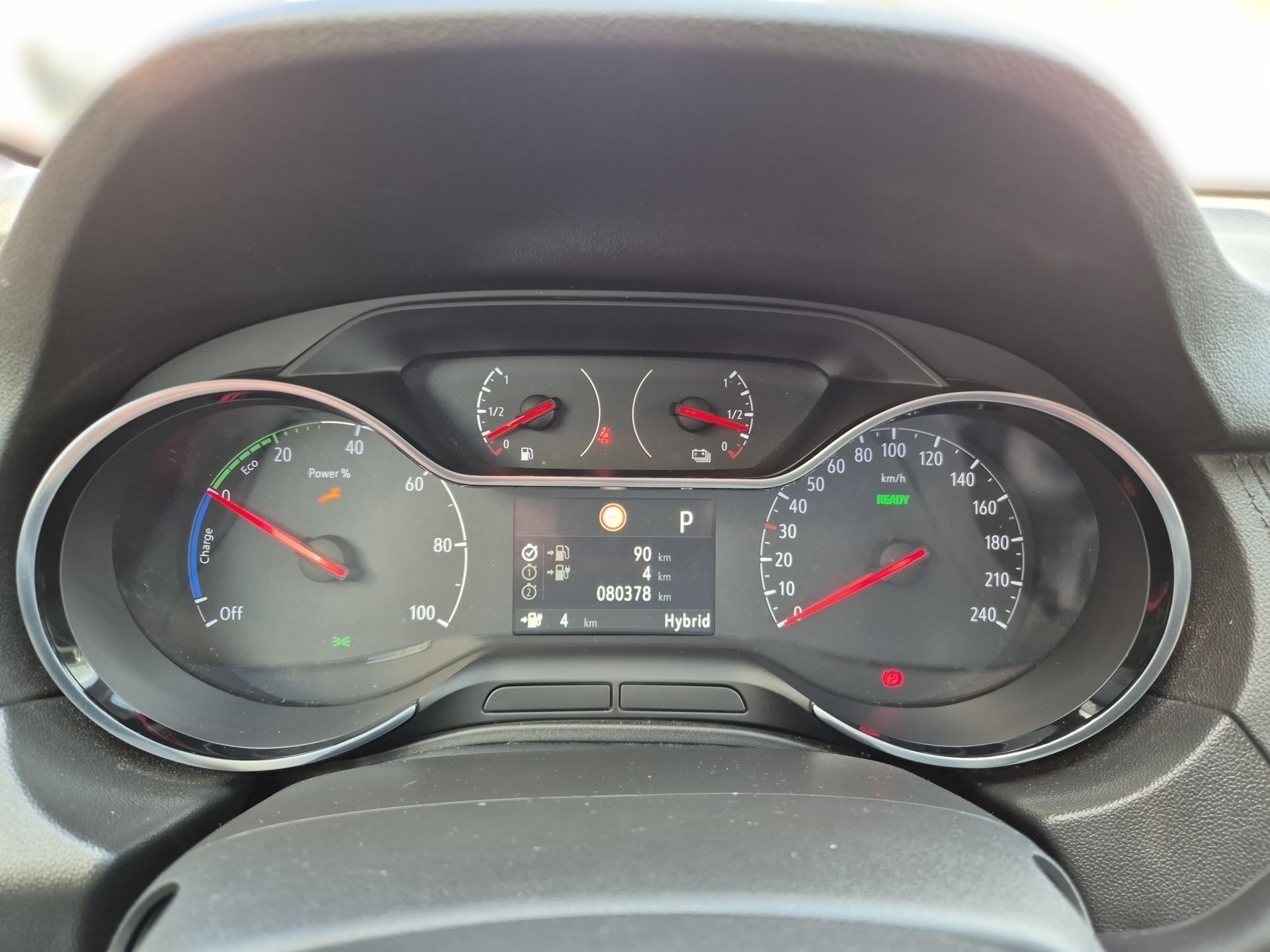 Grandland X Business Elegance 1.6 Turbo Hybrid