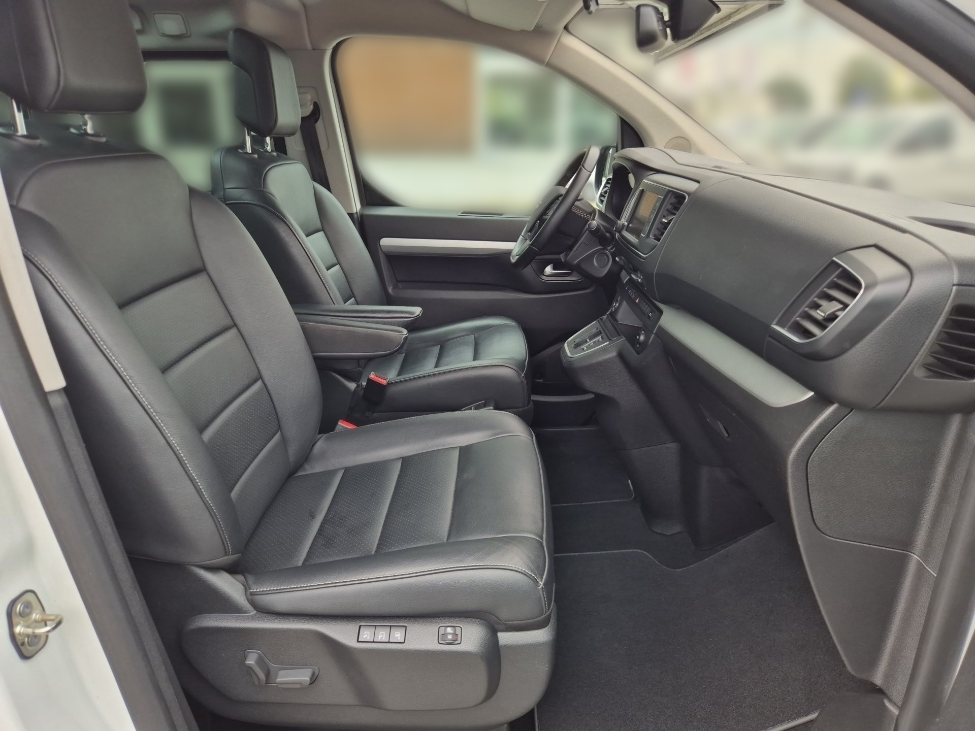 Zafira Life Electric M Elegance L2