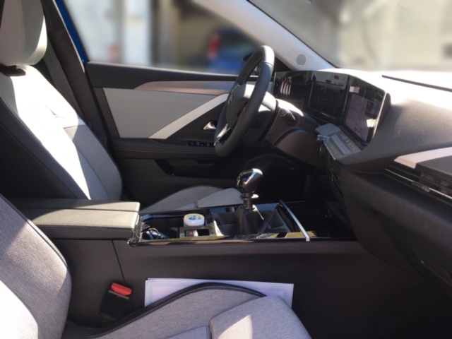 Astra  Elegance 1.2 Turbo