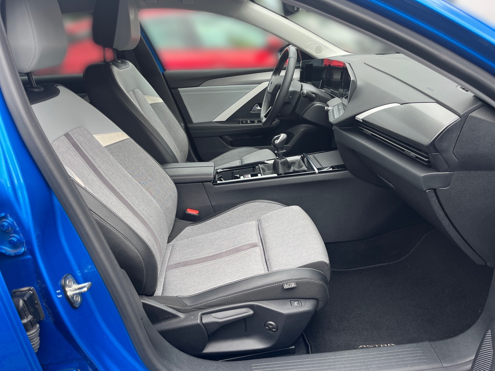 Astra  Elegance 1.2 Turbo