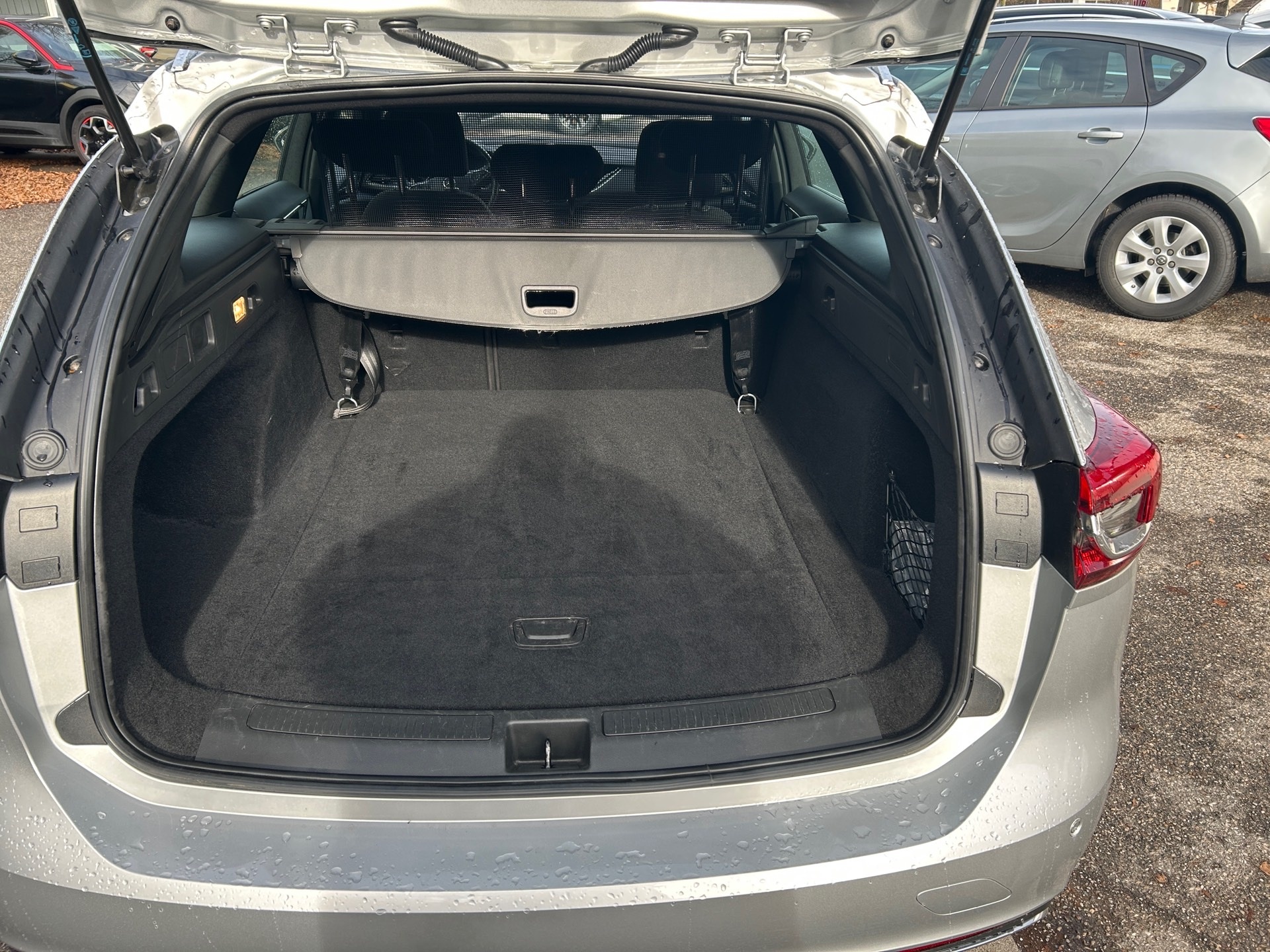 Insignia Sports Tourer Business 2.0