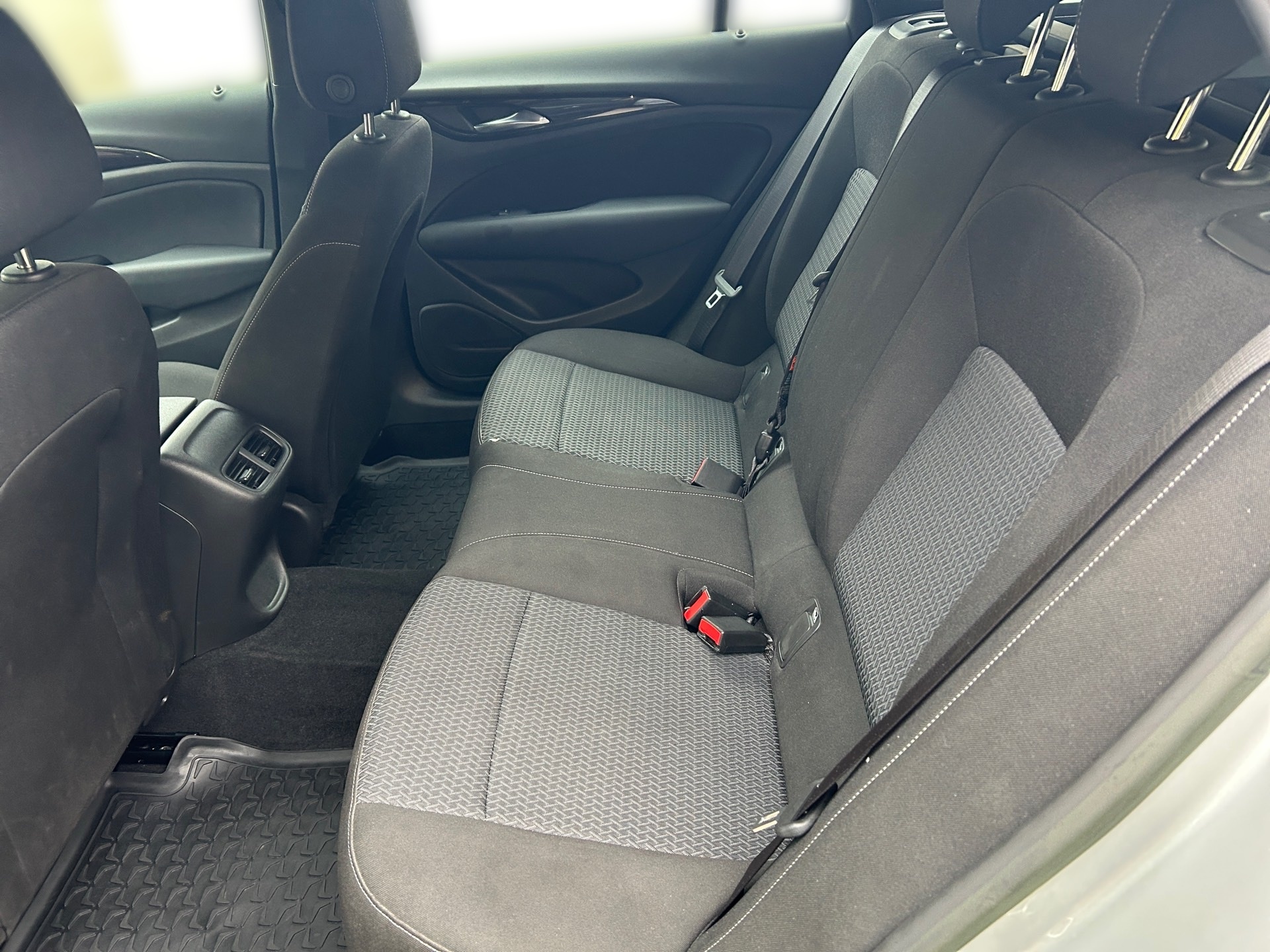 Insignia Sports Tourer Business 2.0