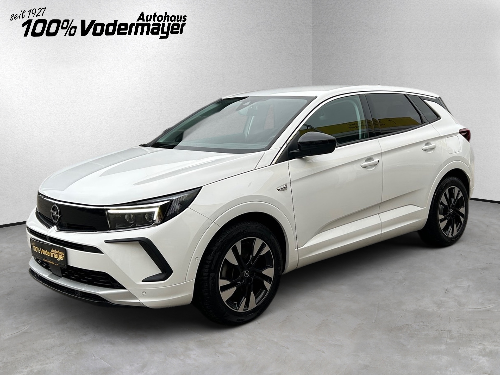 Grandland Business Elegance 1.6