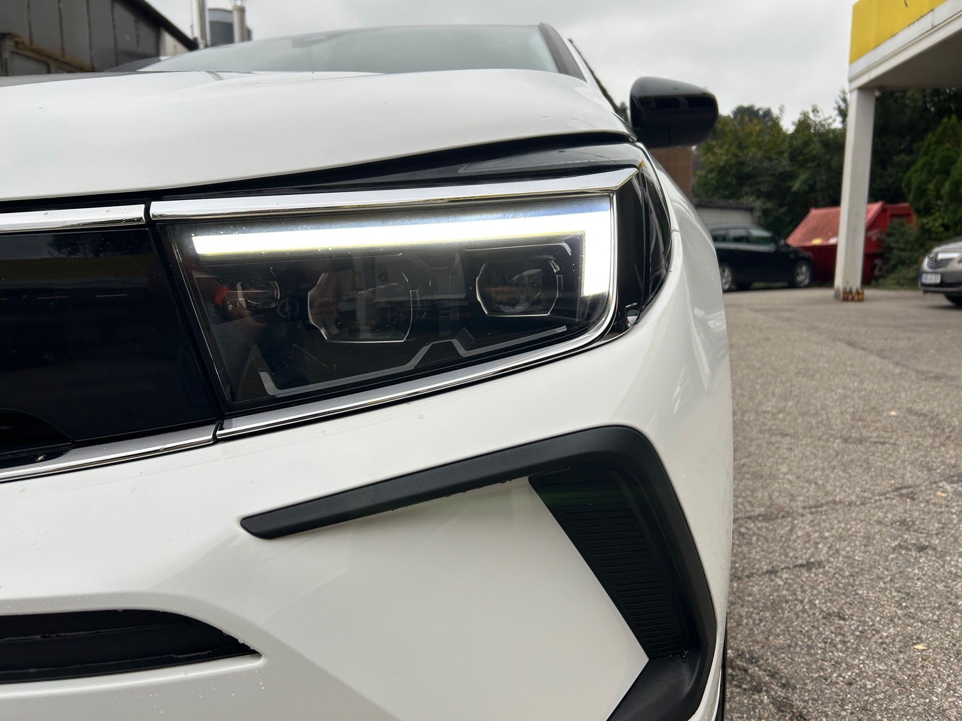 Grandland Business Elegance 1.6