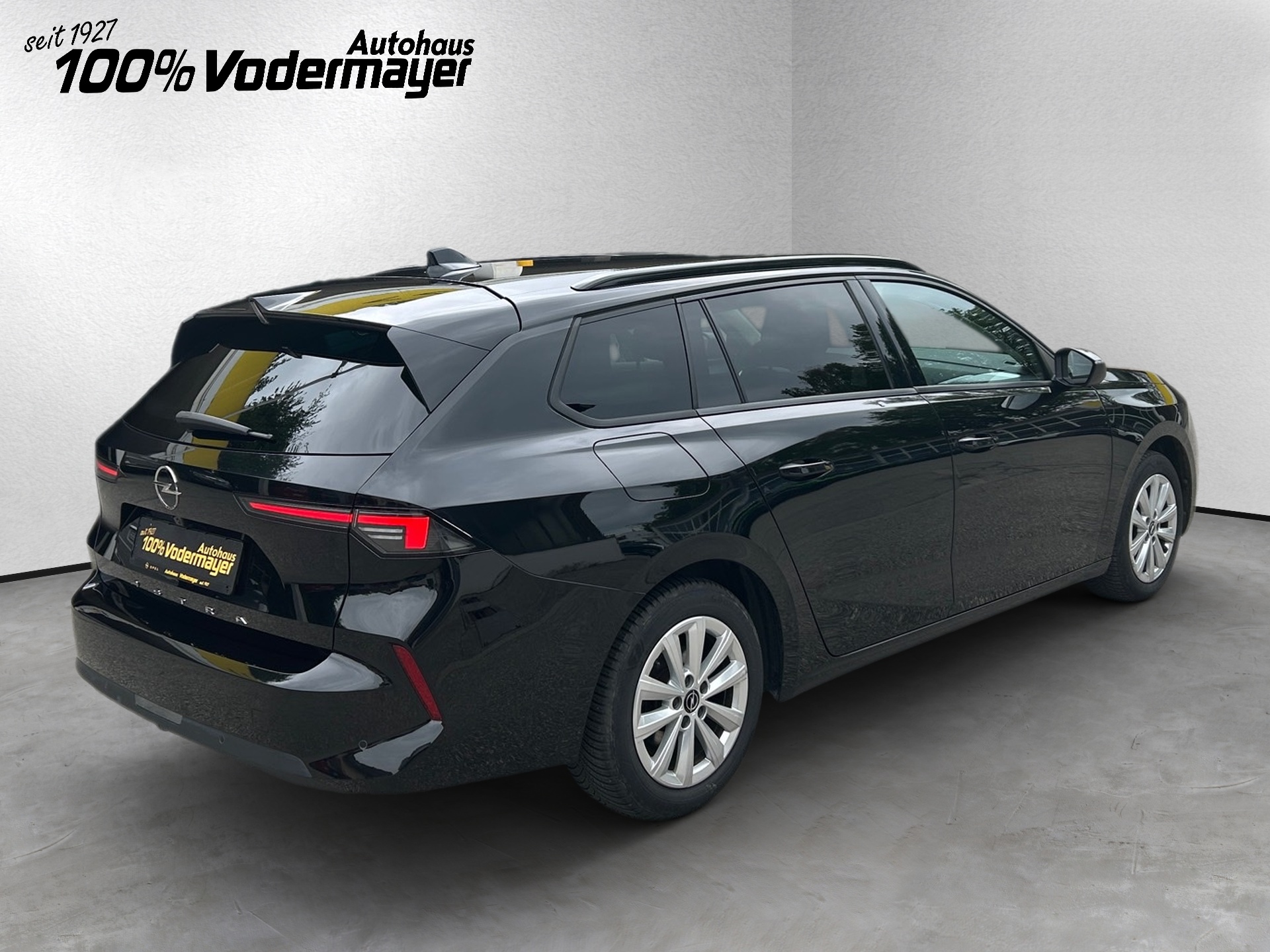 Astra Sports Tourer Business Edition 1.2 Turbo