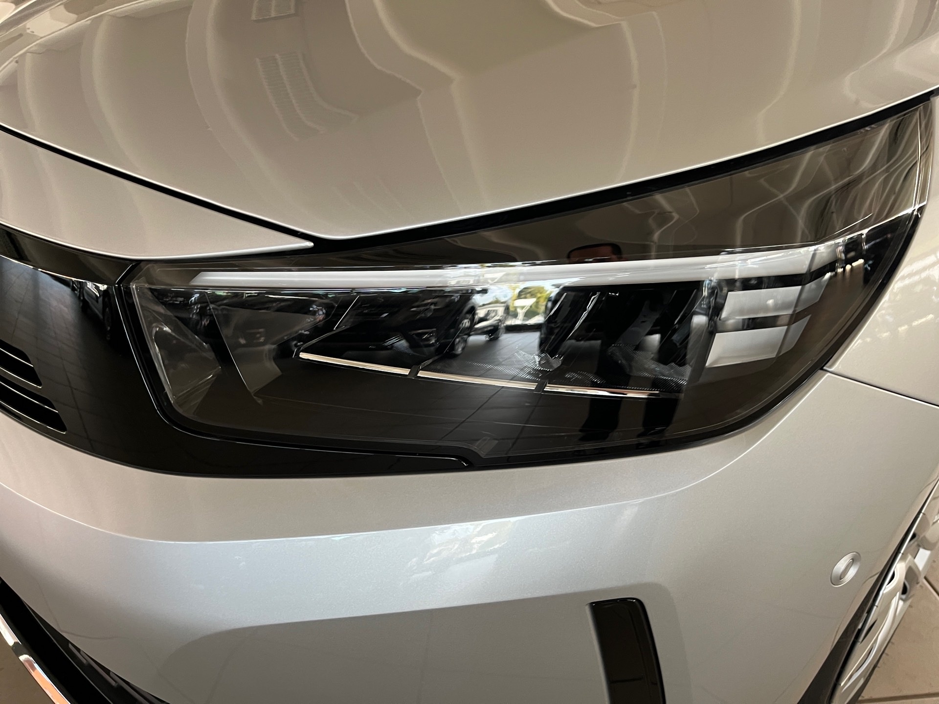 Corsa Edition Hybrid