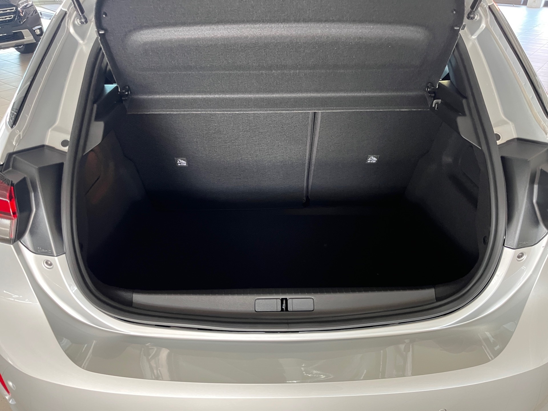 Corsa Edition Hybrid